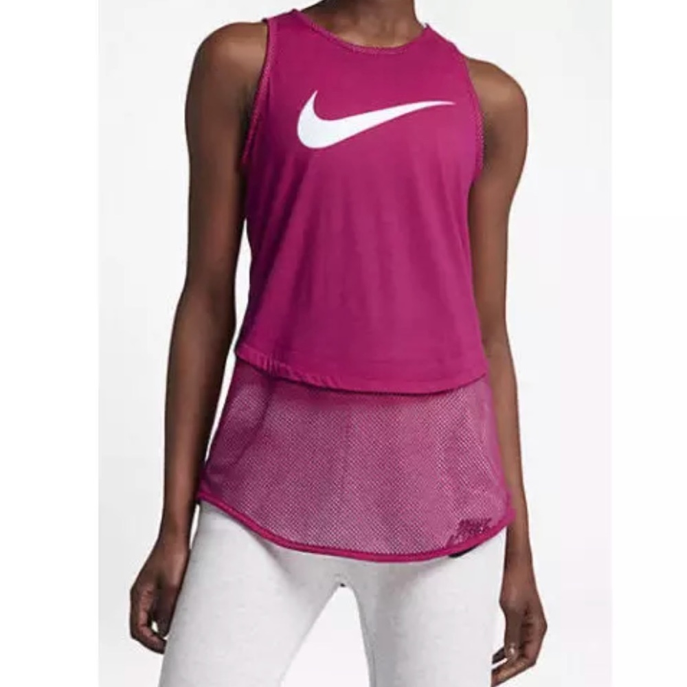 Nike women’s size xs pink tank top training shirt